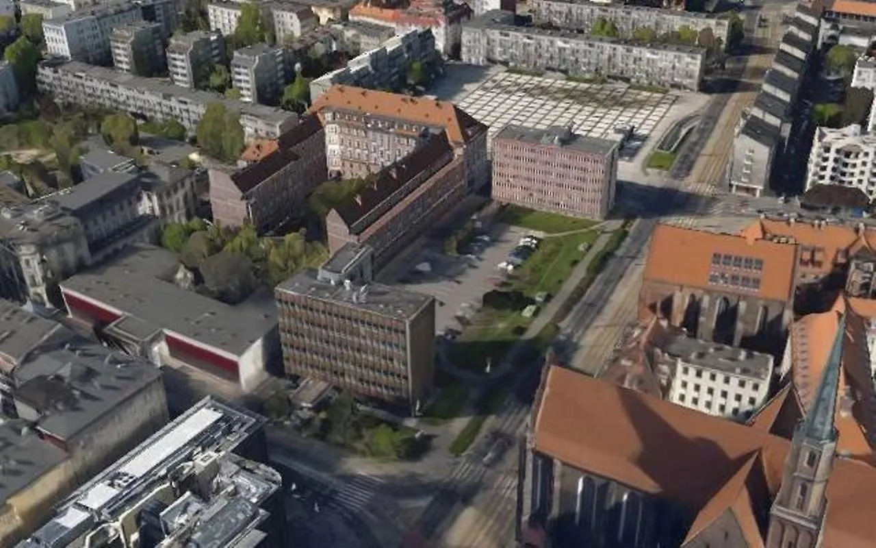 Apartment Penguin Rooms 2270 On Nowy Targ Square Wroclaw Poland