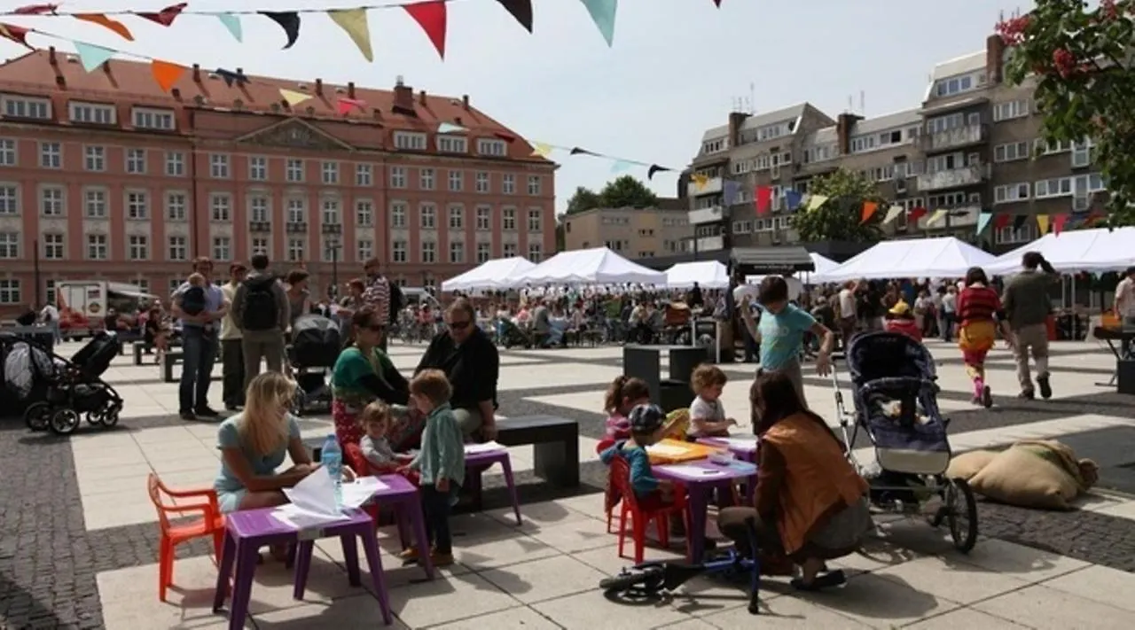 Penguin Rooms 2270 On Nowy Targ Square Wroclaw 0*,